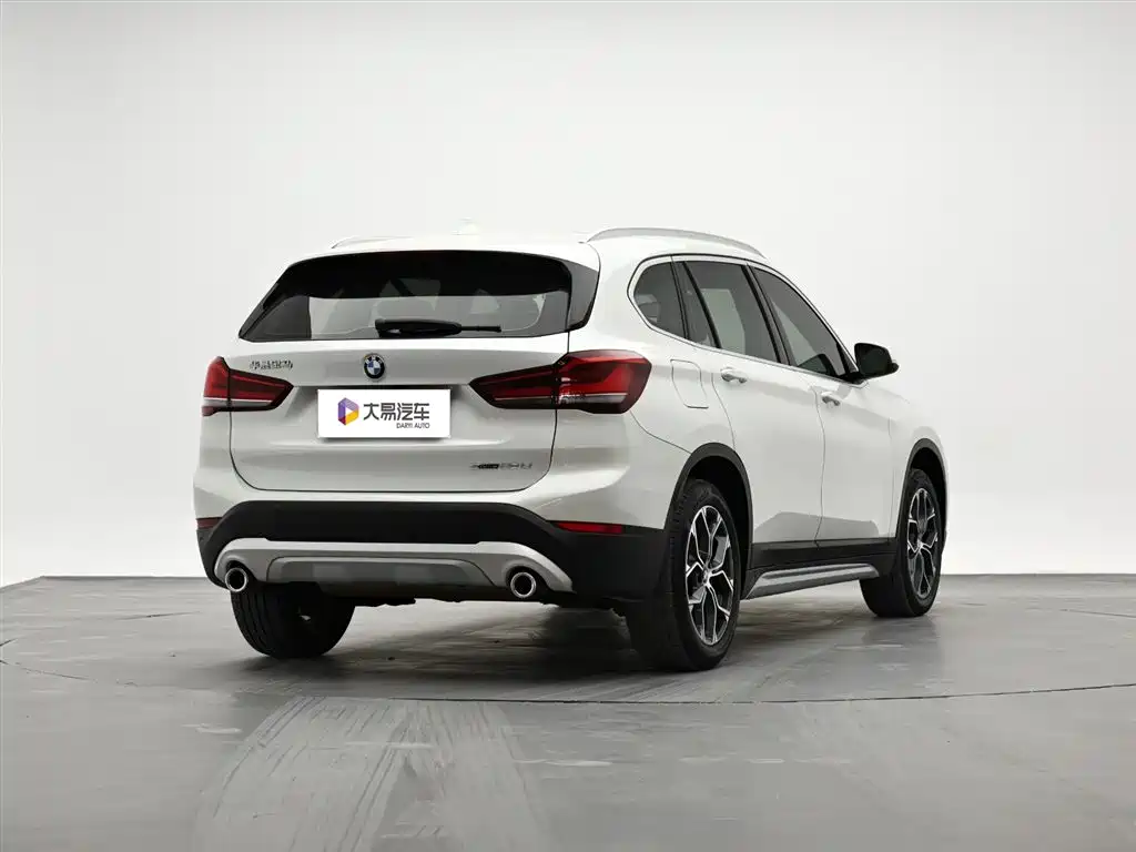 BMW X1 2020 sDrive20Li Premium Edition фото 3