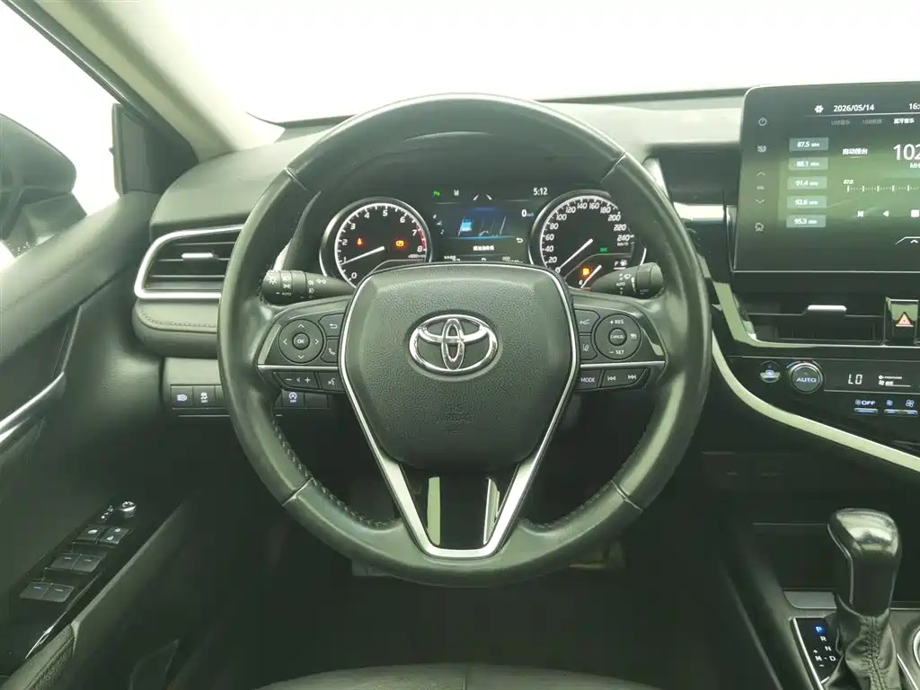 Toyota Camry 2021 2.0G Luxury Edition фото 11
