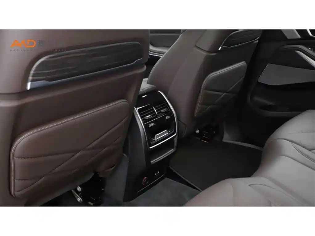 BMW X5 2022 Model xDrive 40Li M Sport Package фото 9