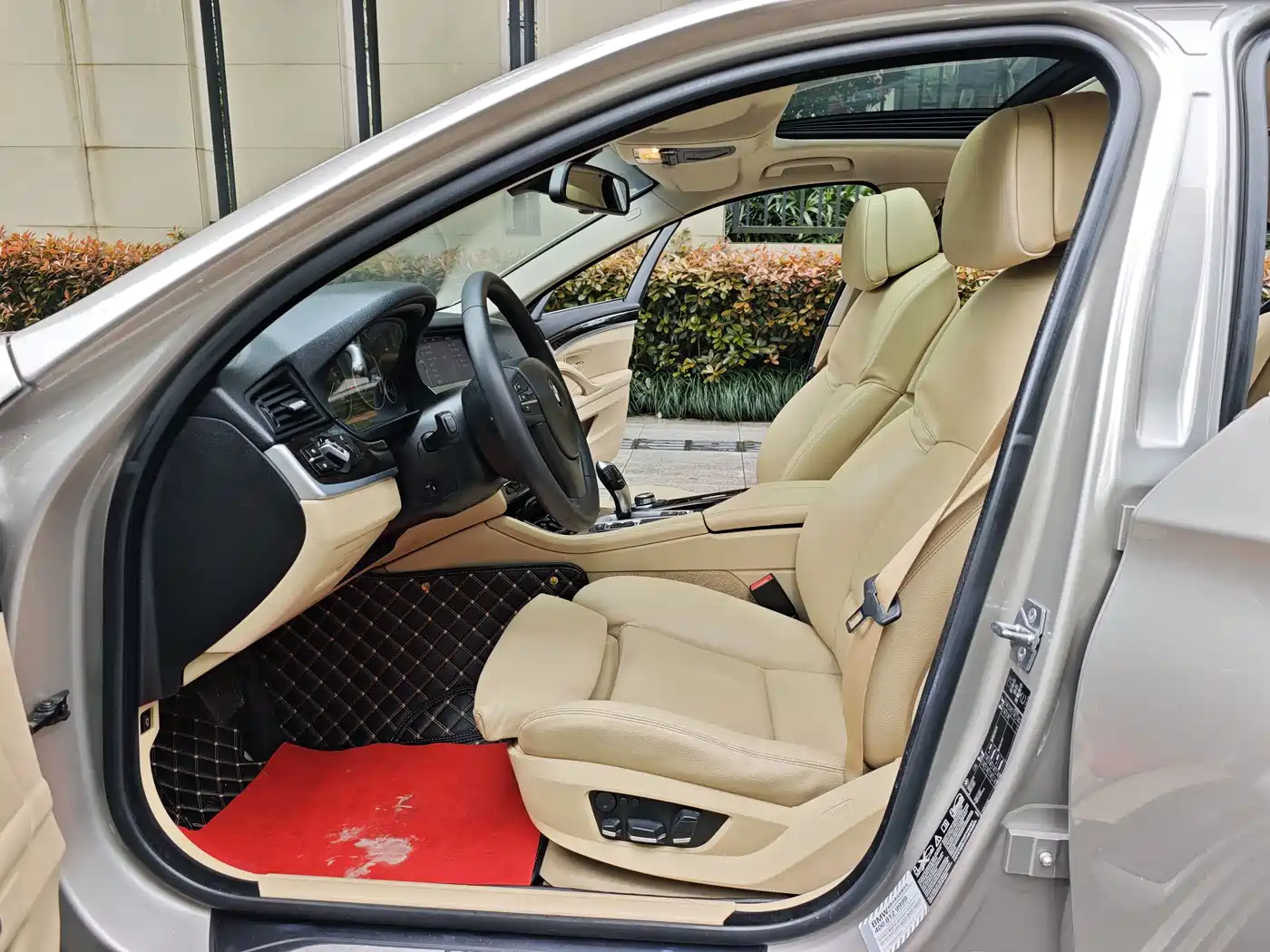 BMW 5 Series (Import) 2012 528i xDrive Luxury Model фото 12