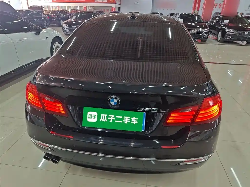 BMW 5 Series 2017 525Li Luxury Design Package фото 4