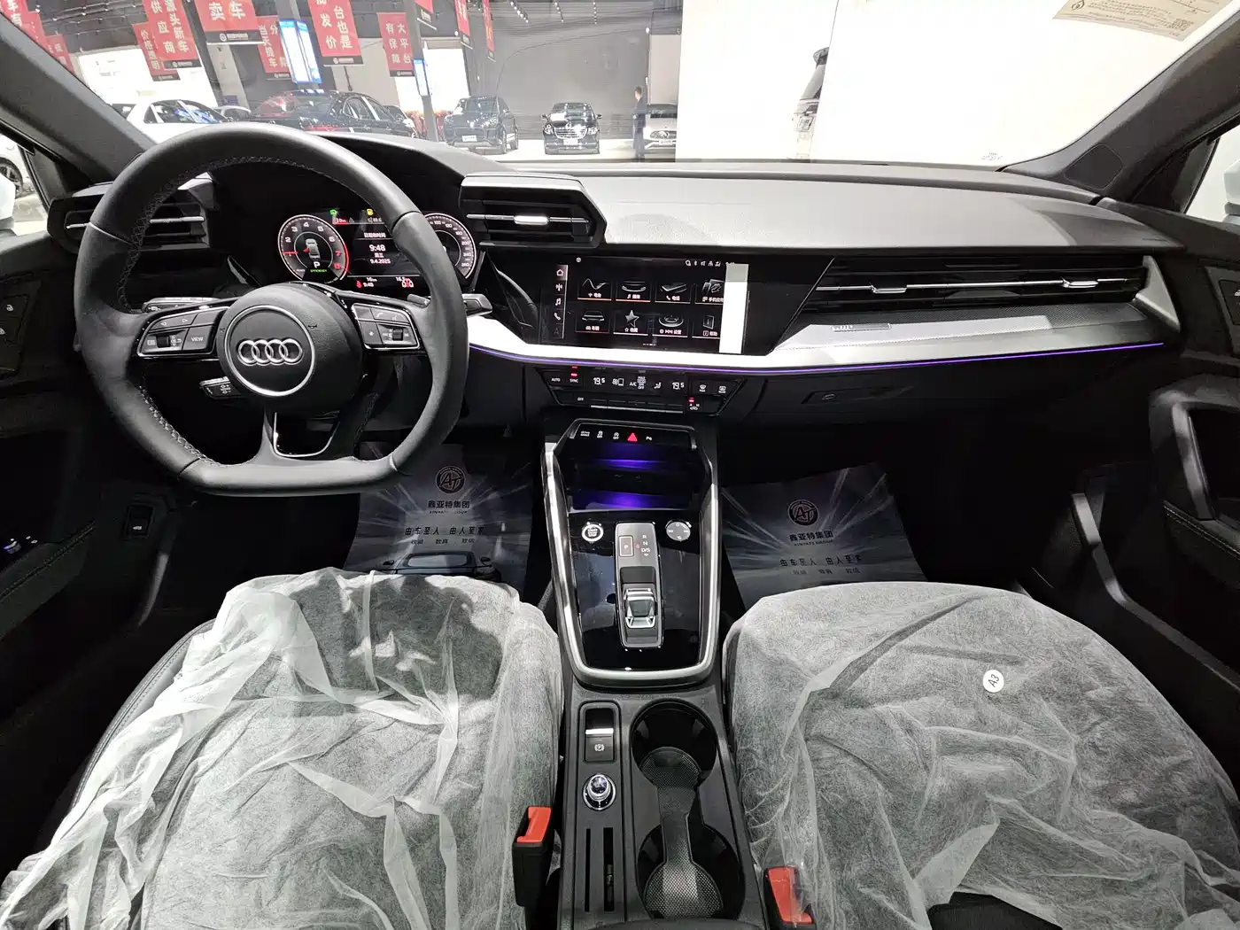 Audi A3 2024 Model A3L Limousine 35 TFSI Luxury Sport фото 13