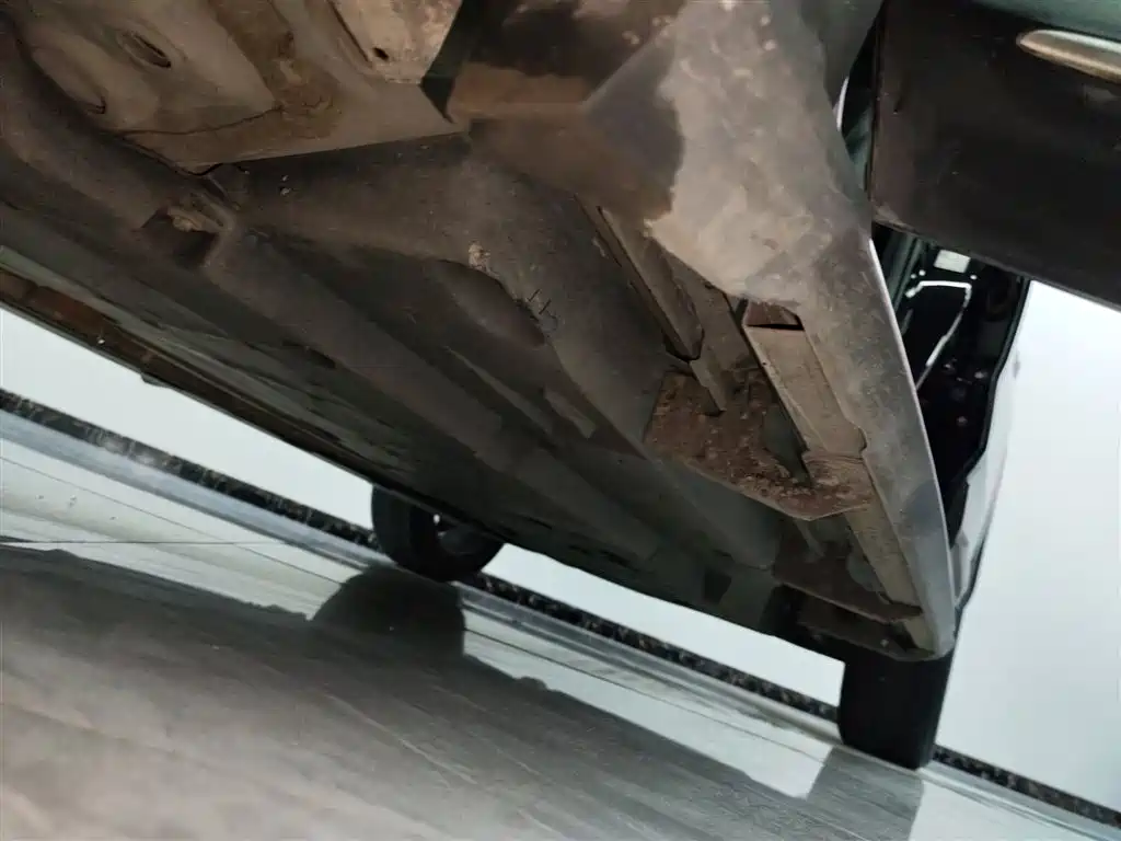 Toyota Wildlander 2021 2.0L CVT 2WD Luxury Edition фото 22