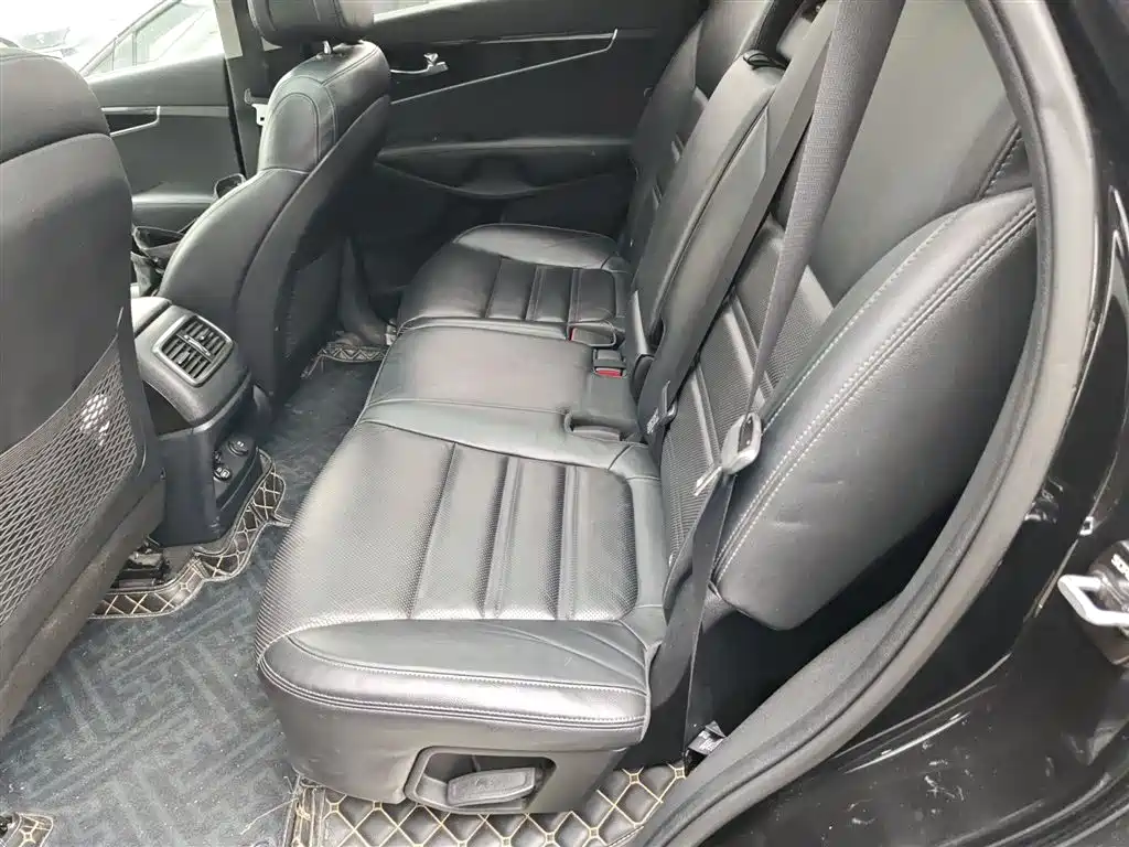 Kia Sorento 2015 Sorento L 2.4L Gasoline 4WD Elite 5-seater China IV фото 17