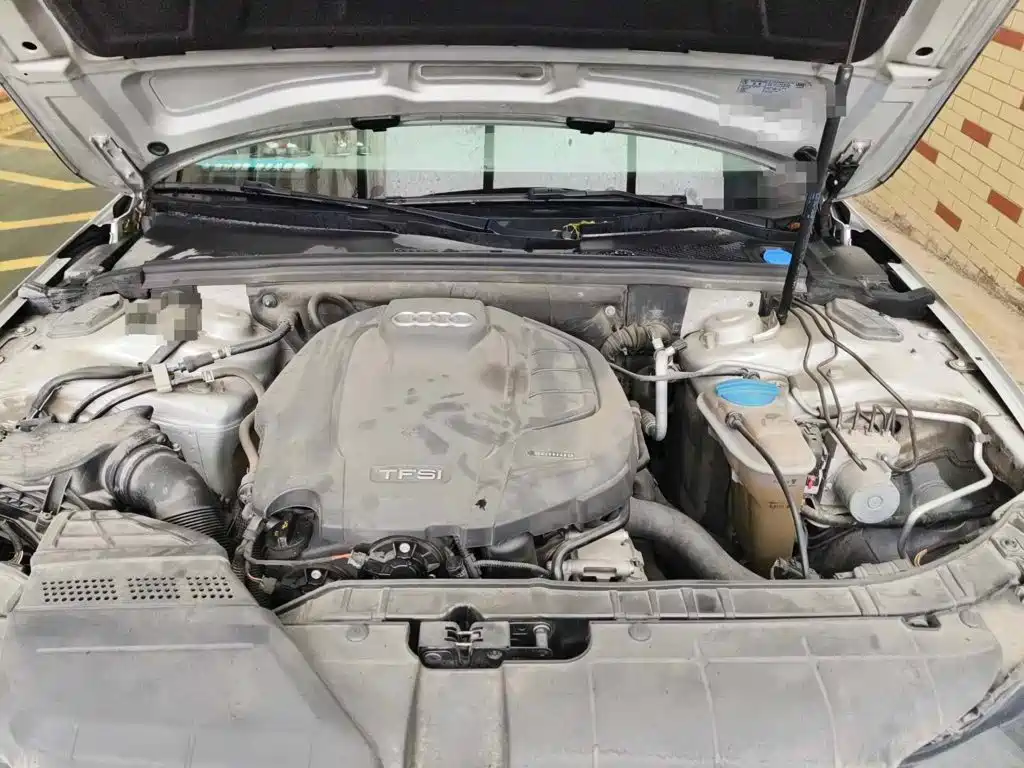 Photo 3 - Audi A4L