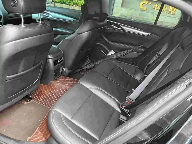 Фото 8 - Cadillac CT5