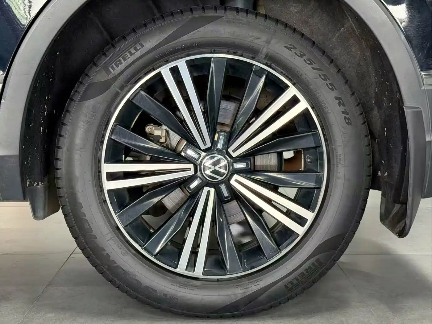 Volkswagen Tiguan L 2021 330TSI Automatic 2WD Smart фото 9