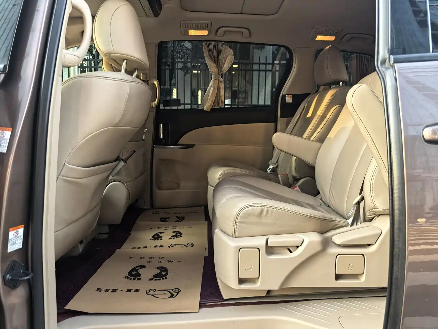 Toyota Previa 2012 2.4L 7-Seater Luxury Edition фото 13