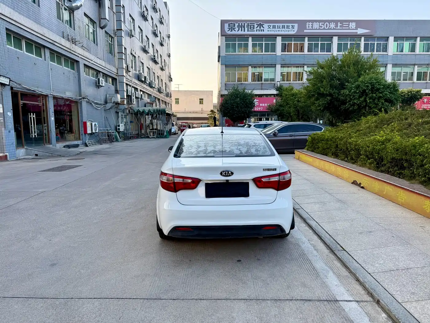 Kia K2 2011 Sedan 1.4L AT GLS фото 5