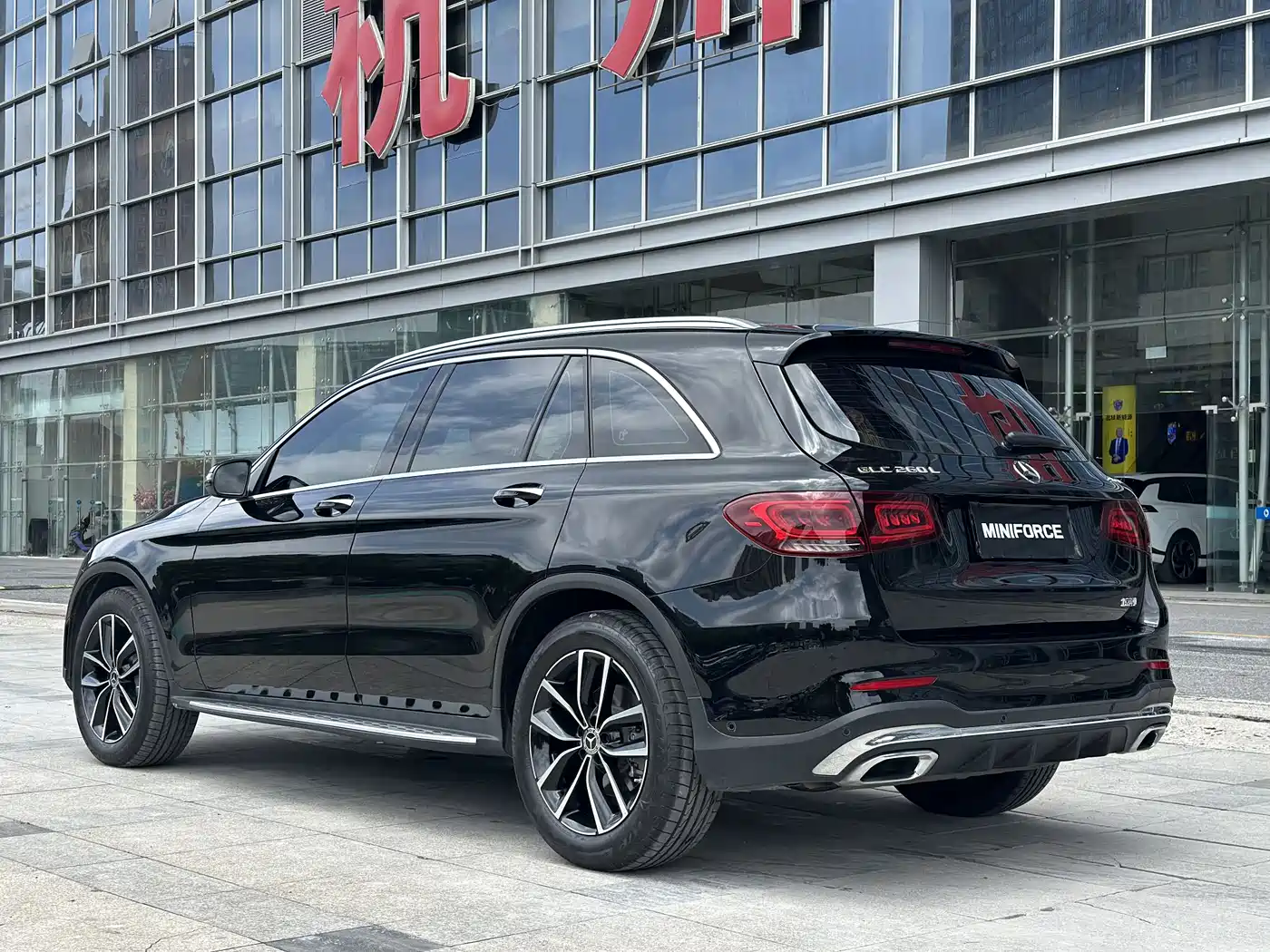 Mercedes-Benz GLC 2021 GLC 260 L 4MATIC Luxury фото 11