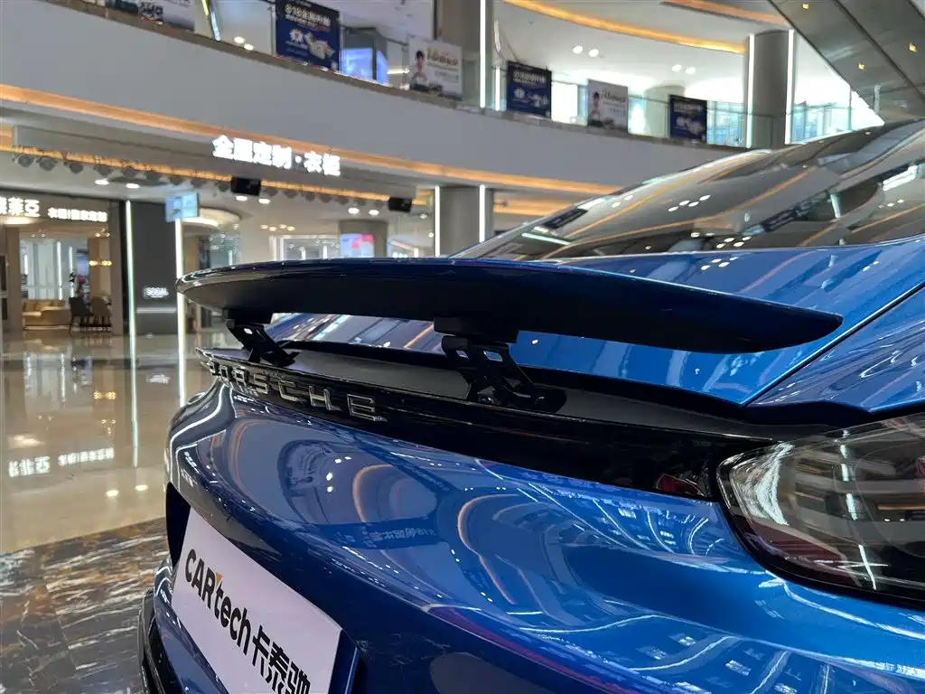 Porsche 718 2018 Cayman 2.0T фото 30
