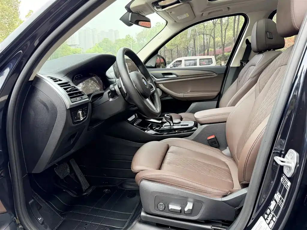 BMW X3 2022 xDrive30i Leading M Night Package фото 15