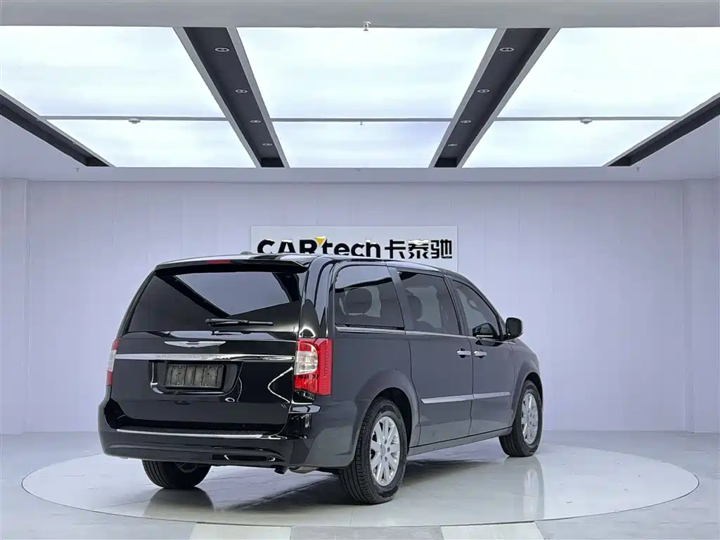 Chrysler Grand Voyager (Import) 2015 2014 3.6L Comfort Edition