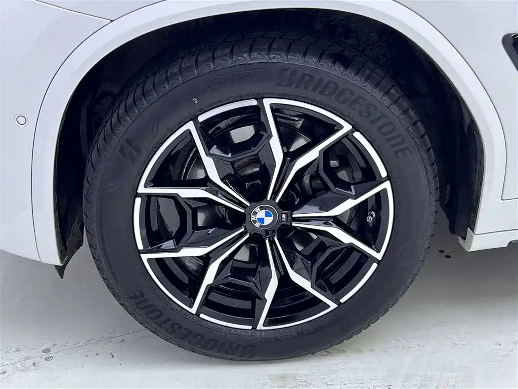 BMW X4 2022 xDrive 25i M Sport Package фото 11