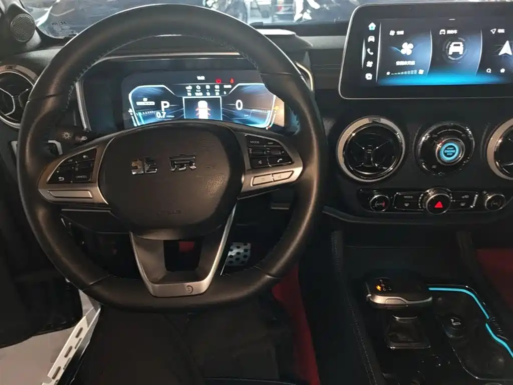 BAIC ORV Beijing Offroad BJ40 2023 2.0T Auto 4WD Urban Hunter Knight Edition фото 10