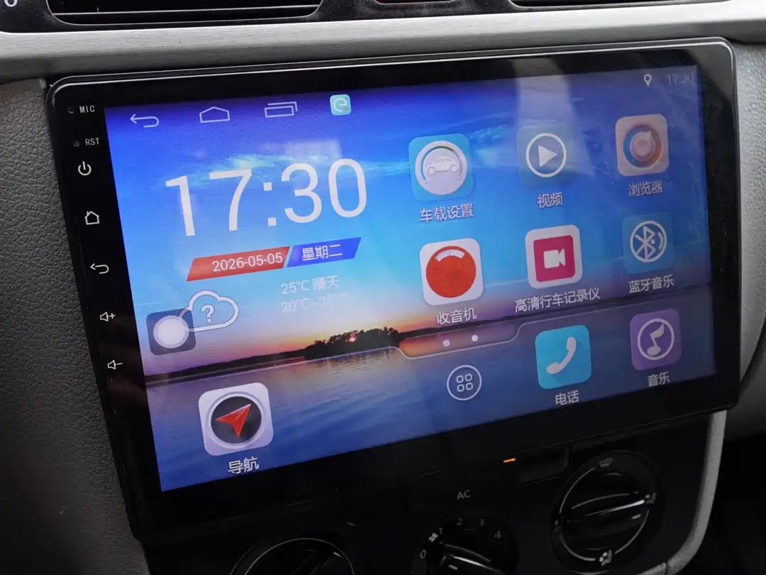 Volkswagen Bora 2012 1.6L Automatic Fashion Value Edition фото 20