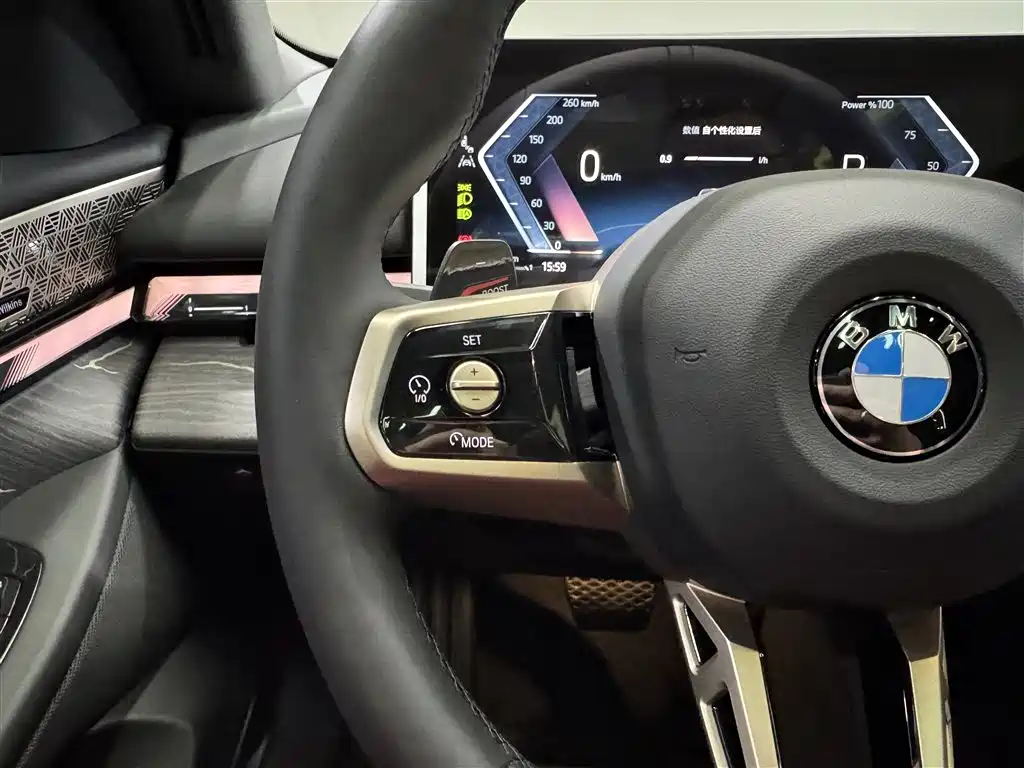 BMW 5 Series 2025 530Li Premium M Sport Package фото 16