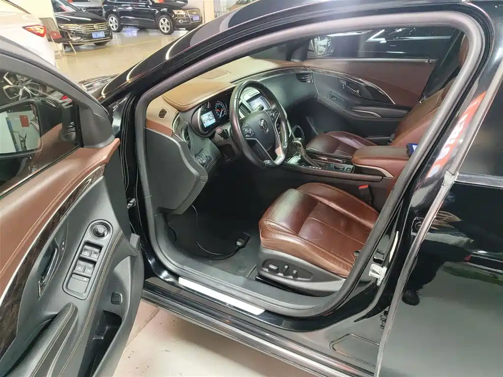 Buick LaCrosse 2013 2.4L SIDI Elite Comfort фото 12