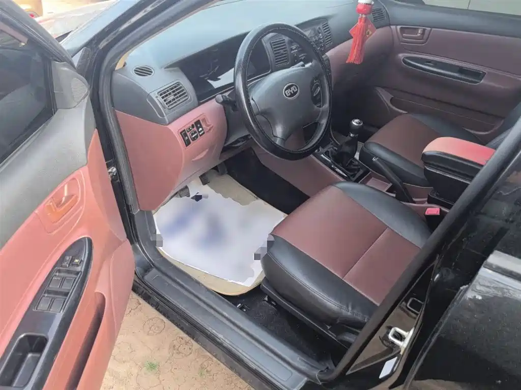 BYD F3 2012 Energy-saving Edition 1.5L Manual Comfort фото 16