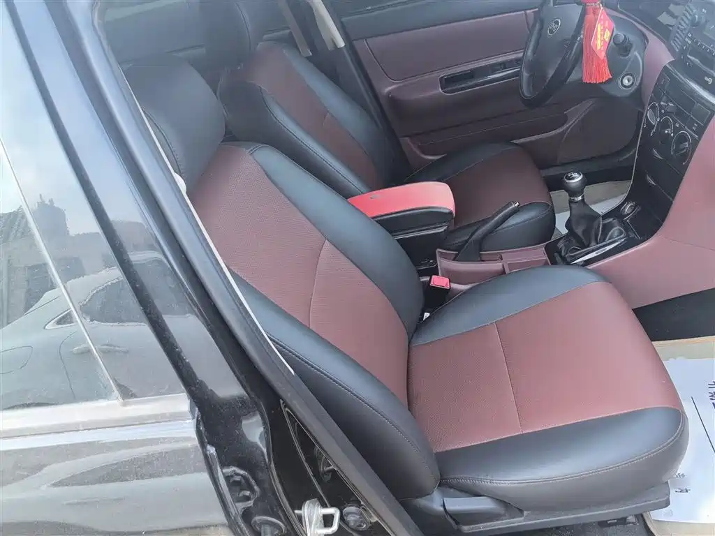 BYD F3 2012 Energy-saving Edition 1.5L Manual Comfort фото 25