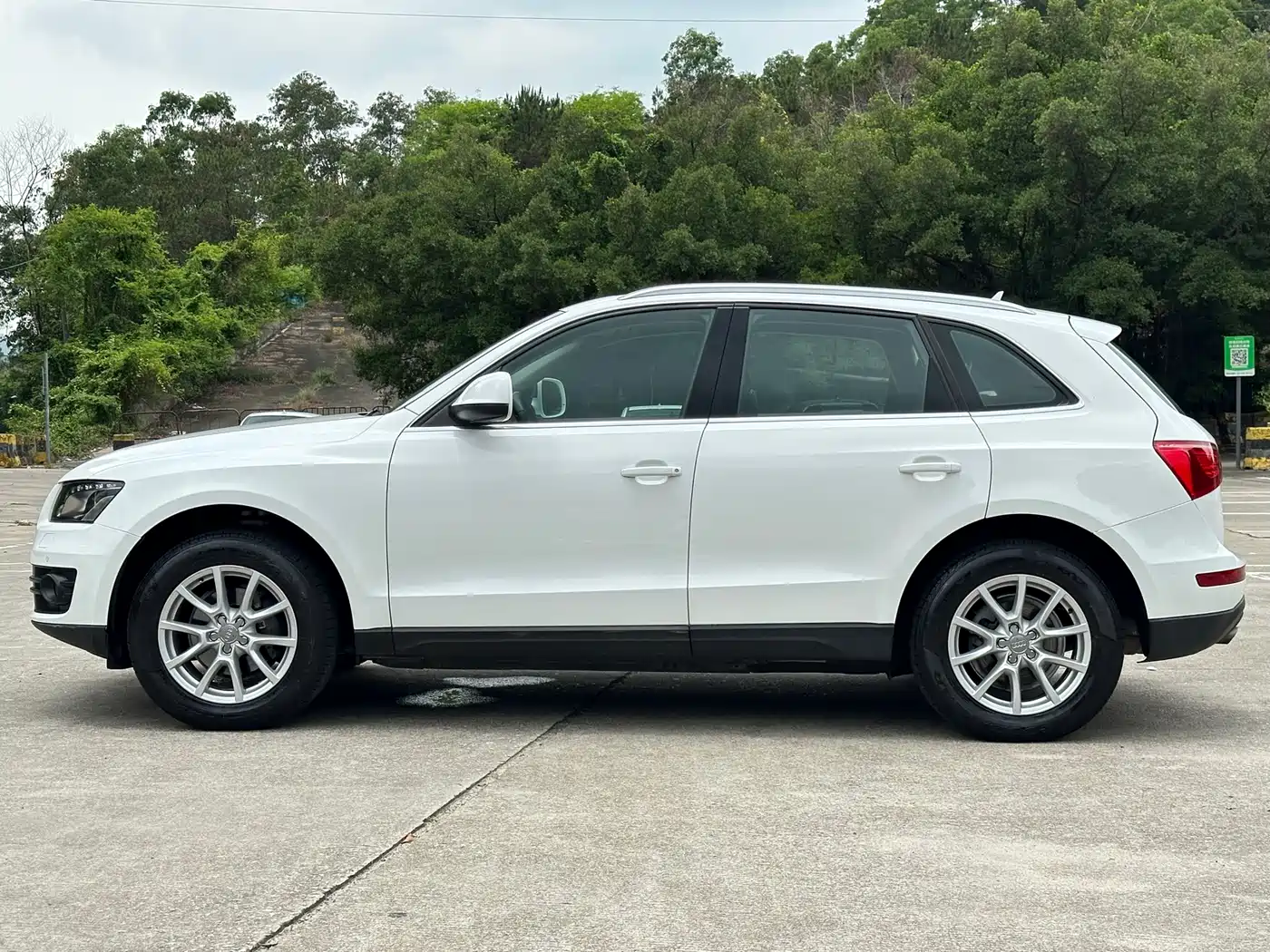 Audi Q5 2012 2.0TFSI Comfort фото 7