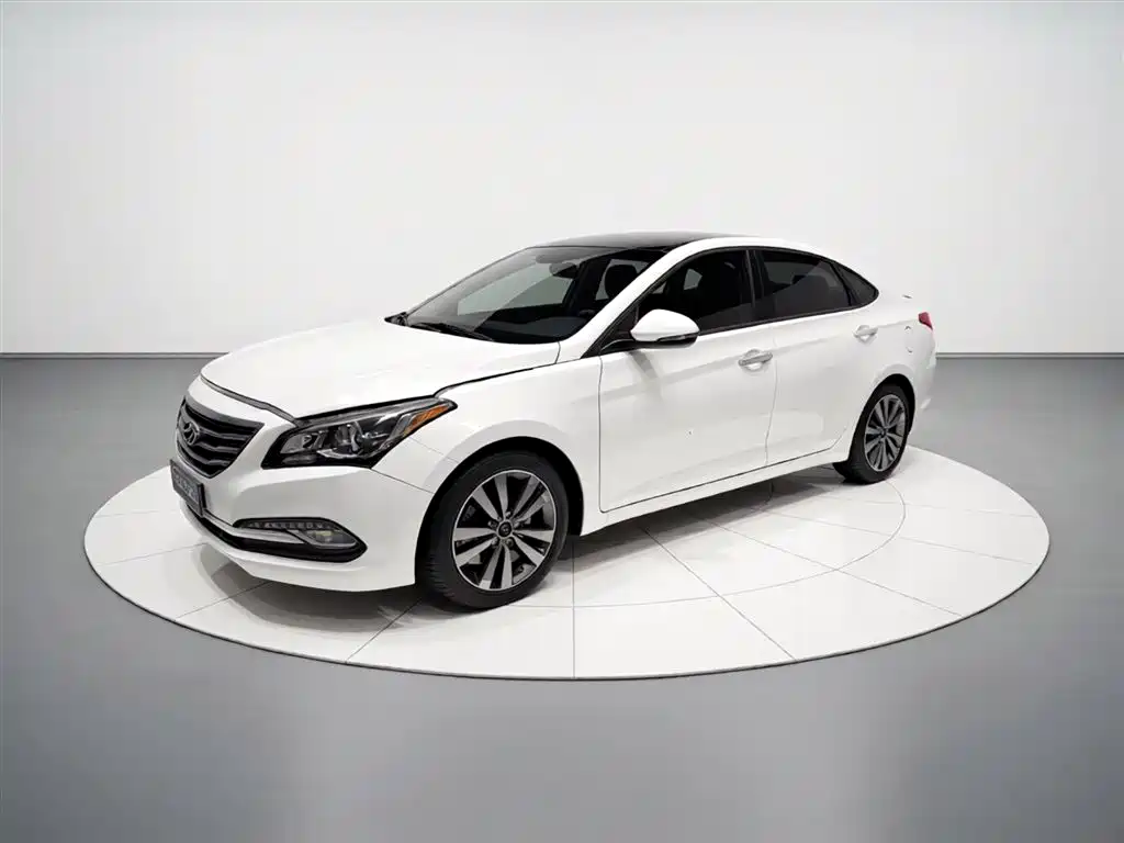 Hyundai Mistra 2014 1.8L Auto Premium DLX