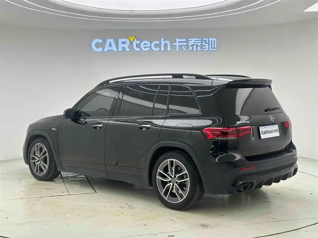 MERCEDES-BENZ GLB AMG