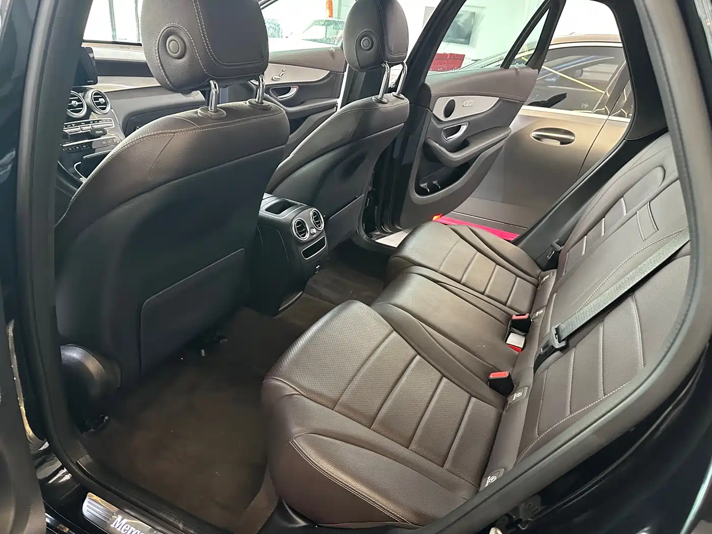 Mercedes-Benz GLC 2020 GLC 260 L 4MATIC Dynamic фото 7