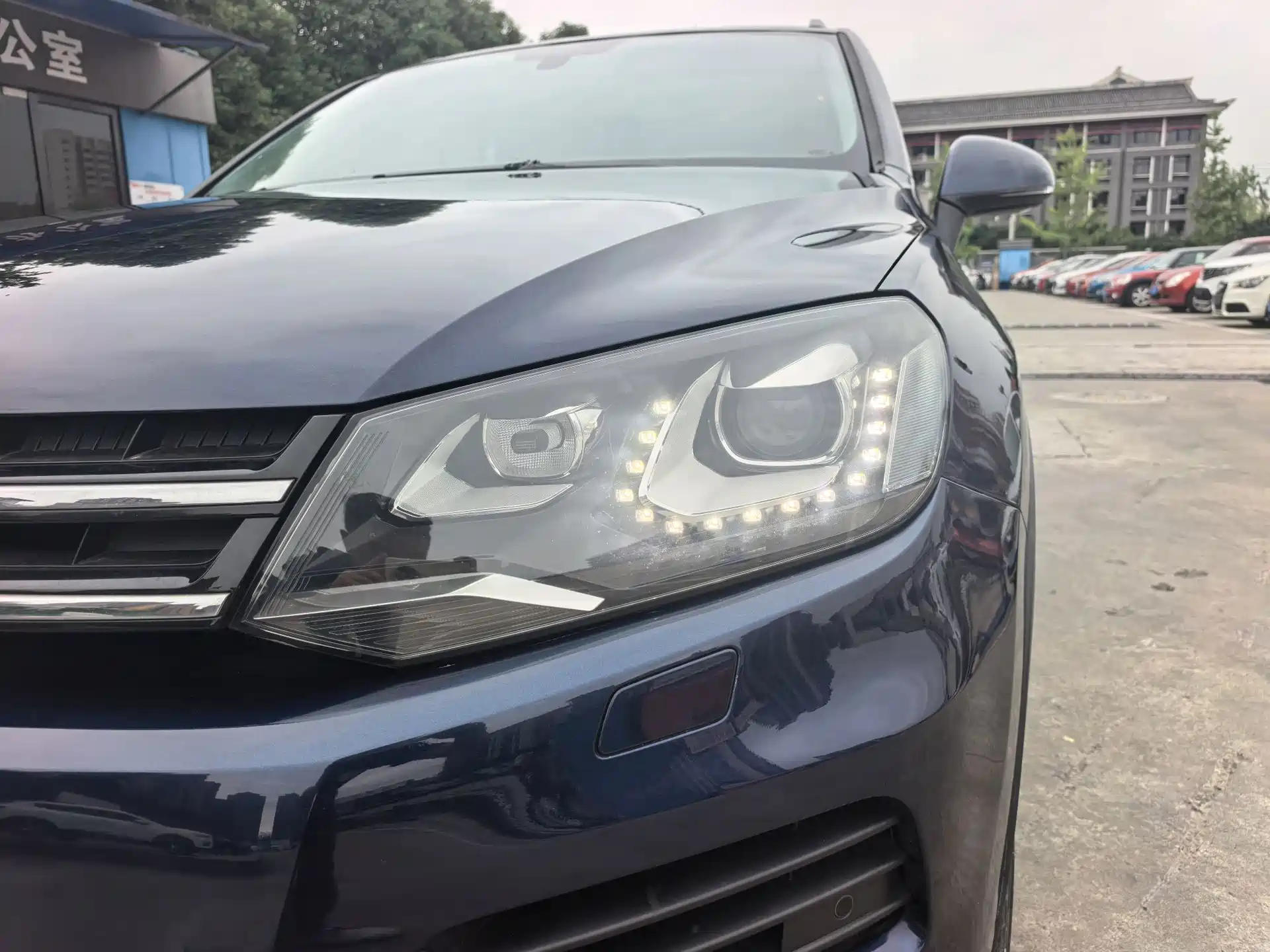 Фото 9 - Volkswagen Touareg