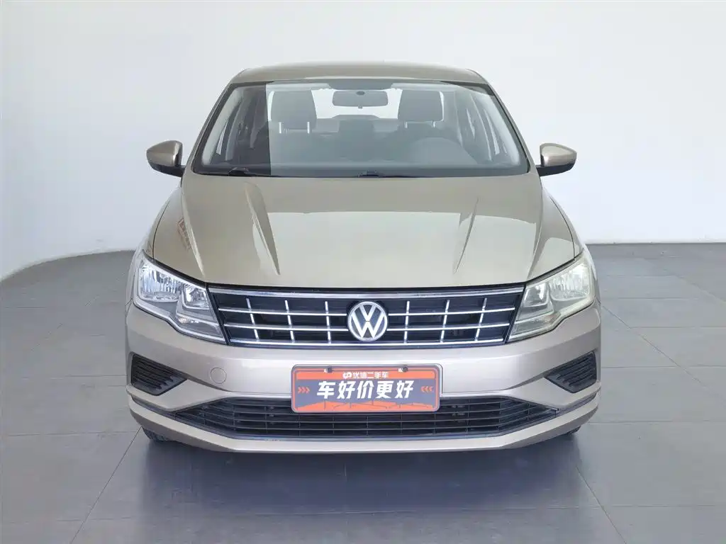 Volkswagen Jetta 2017 1.5L Automatic Fashion фото 3