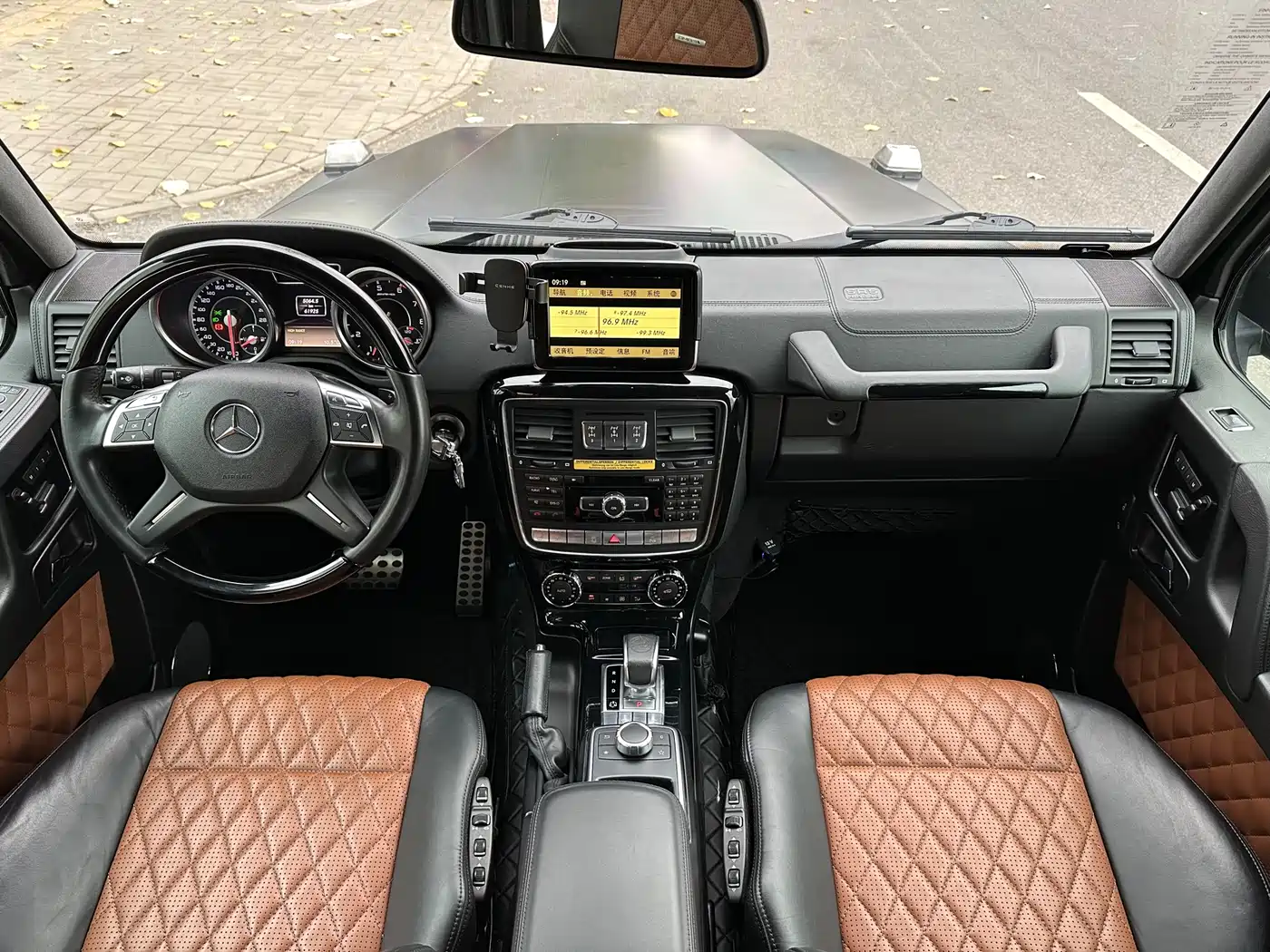 Mercedes-Benz G-Class AMG 2013 AMG G 65 фото 14