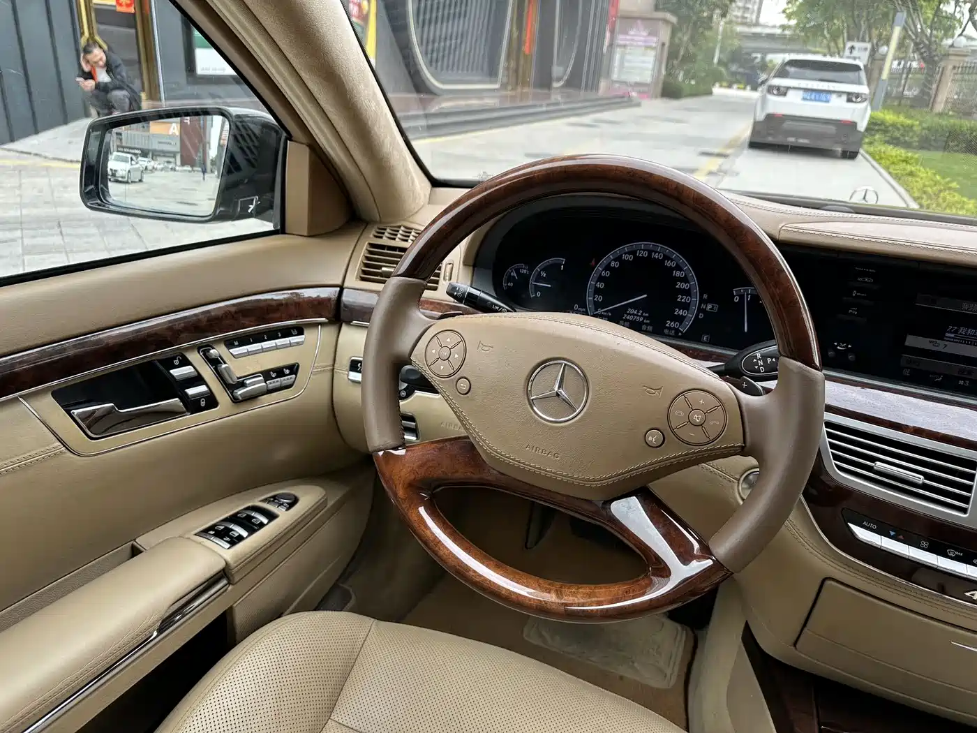 Mercedes-Benz S-Class 2011 S 500 L CGI 4MATIC фото 9