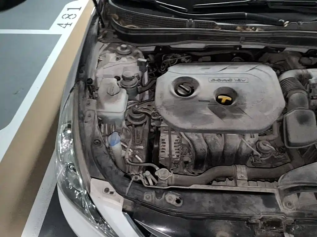 Photo 19 - Hyundai Sonata