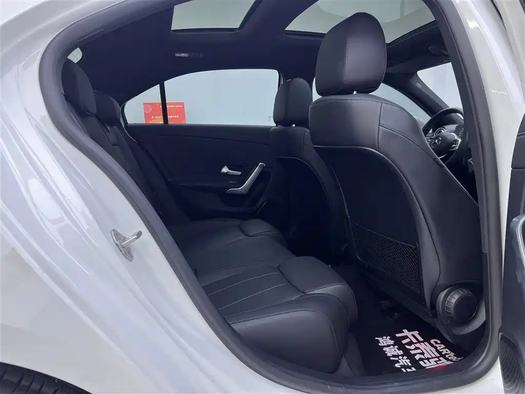 Mercedes-Benz A-Class 2020 A 200 L Sport Sedan фото 23