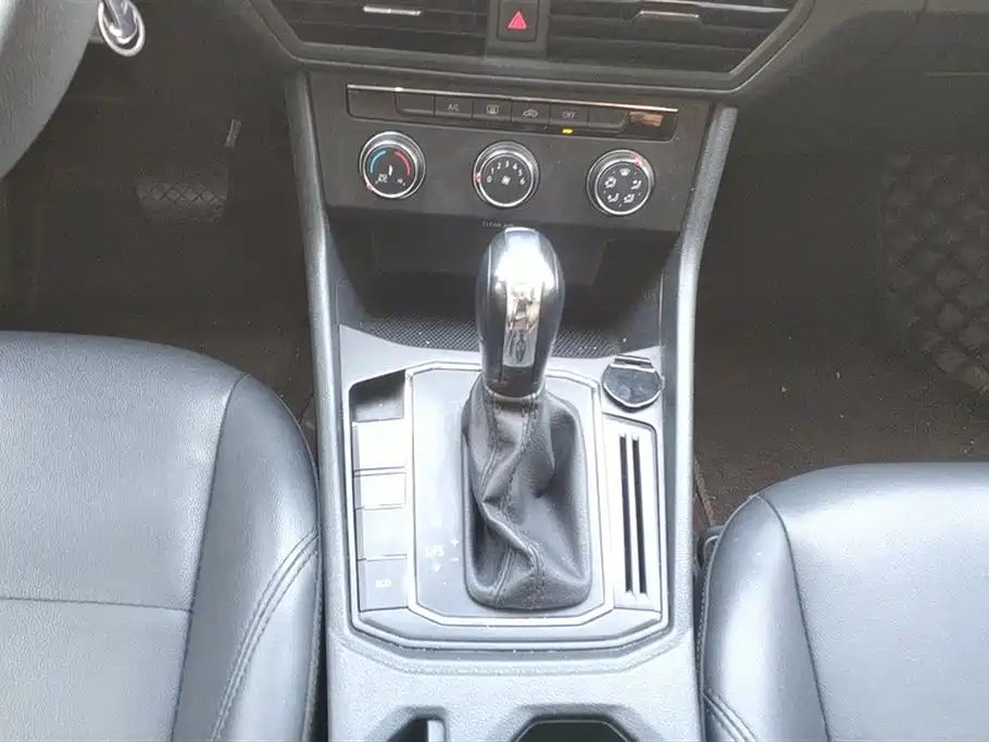 Volkswagen Lavida 2022 280TSI DSG Comfort Edition фото 16