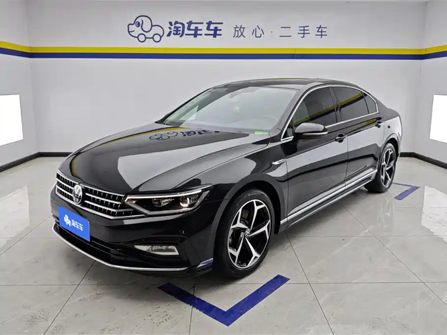 Volkswagen Magotan 2023 Model 2 Million Commemorative Edition 330TSI DSG Luxury