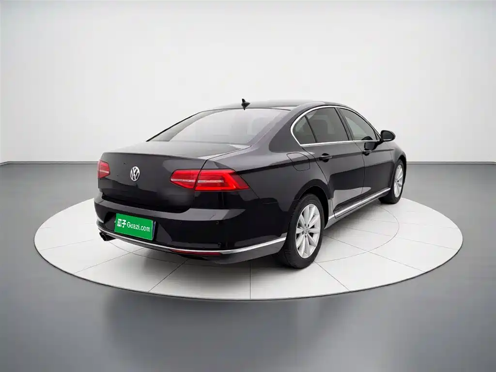 Volkswagen Magotan 2018 330TSI DSG Leading фото 7