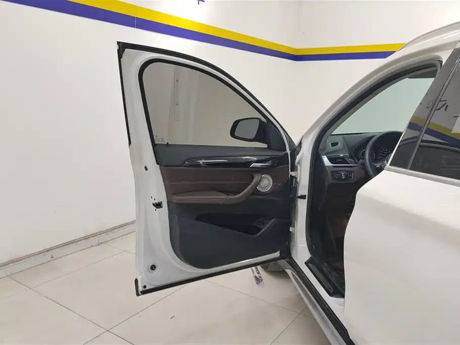 BMW X1 2021 sDrive20Li Exclusive фото 7