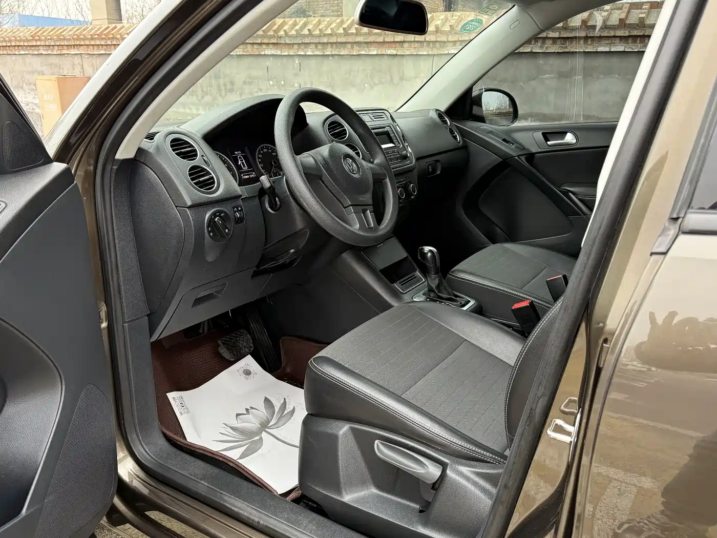 Volkswagen Tiguan 2016 Model 300TSI Automatic 2WD Trend Edition фото 9