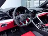 Фото 18 - Lamborghini Urus