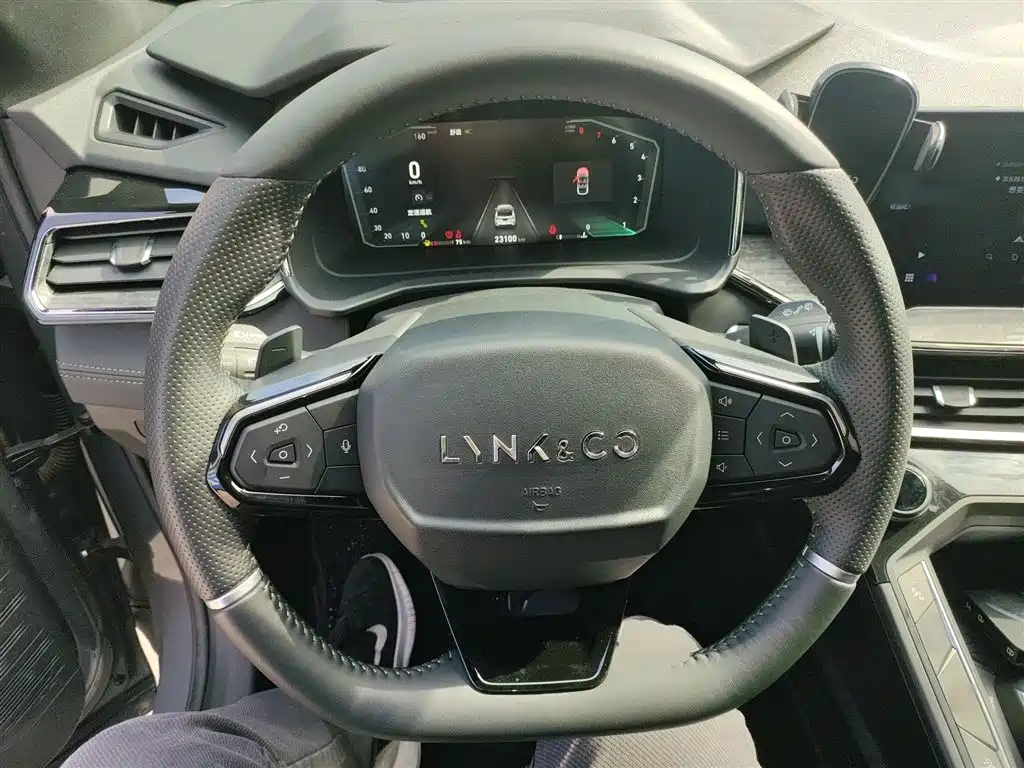 Lynk & Co 06 2020 1.5T Power Pro фото 11