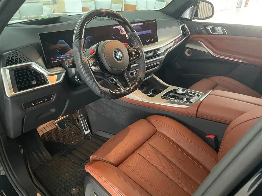 Фото 8 - BMW X7