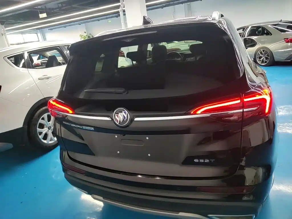 Photo 6 - Buick Envision Plus