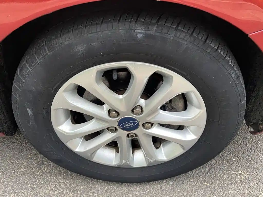Ford Focus 2013 2013 Hatchback Classic 1.8L Manual Base