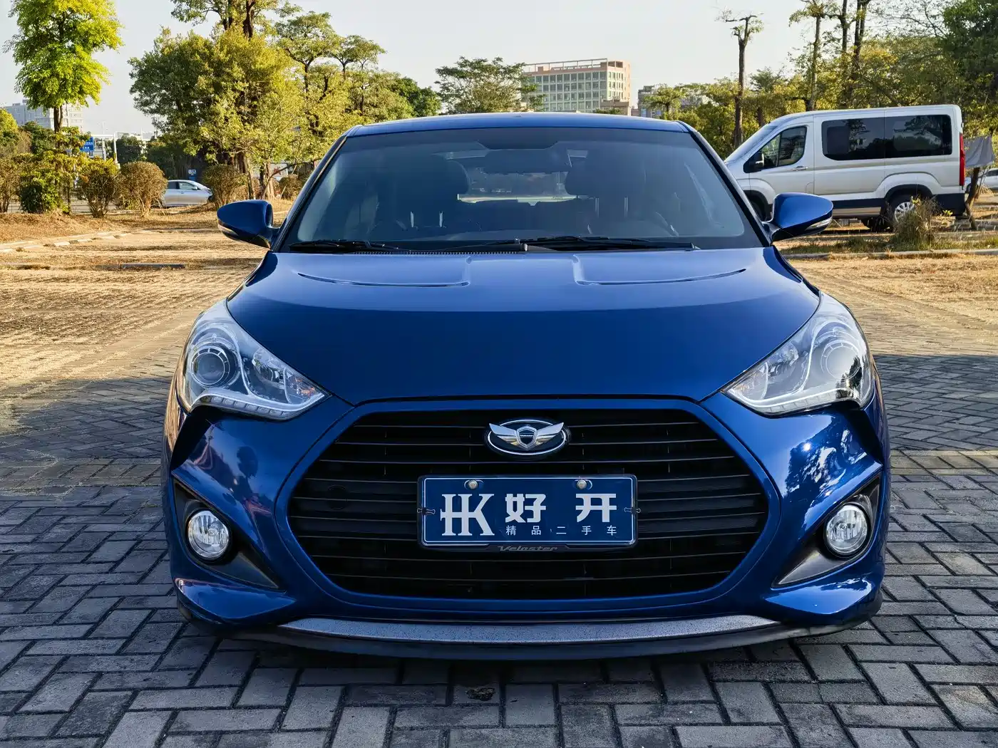 Hyundai Veloster 2012 1.6T Automatic Luxury фото 2