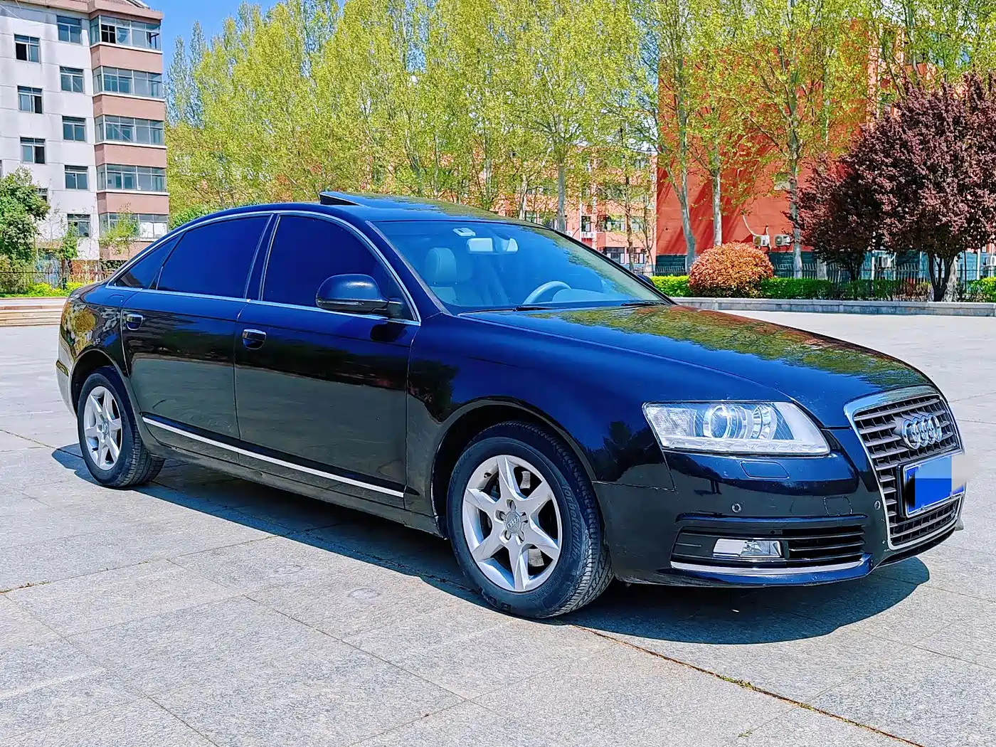 Audi A6L 2010 2.0 TFSI Automatic Standard фото 9