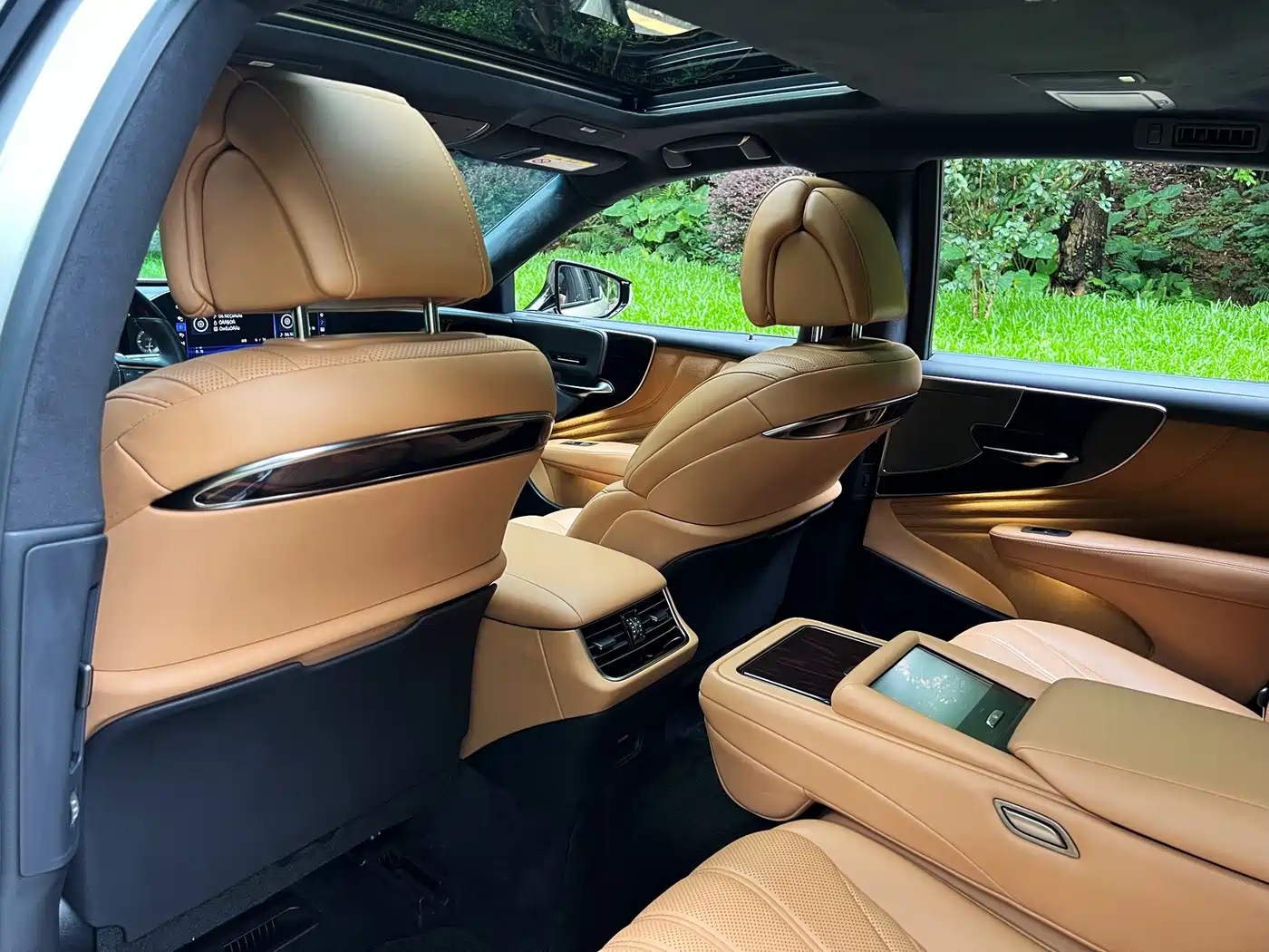 Lexus LS 2022 2021 500h Luxury Edition