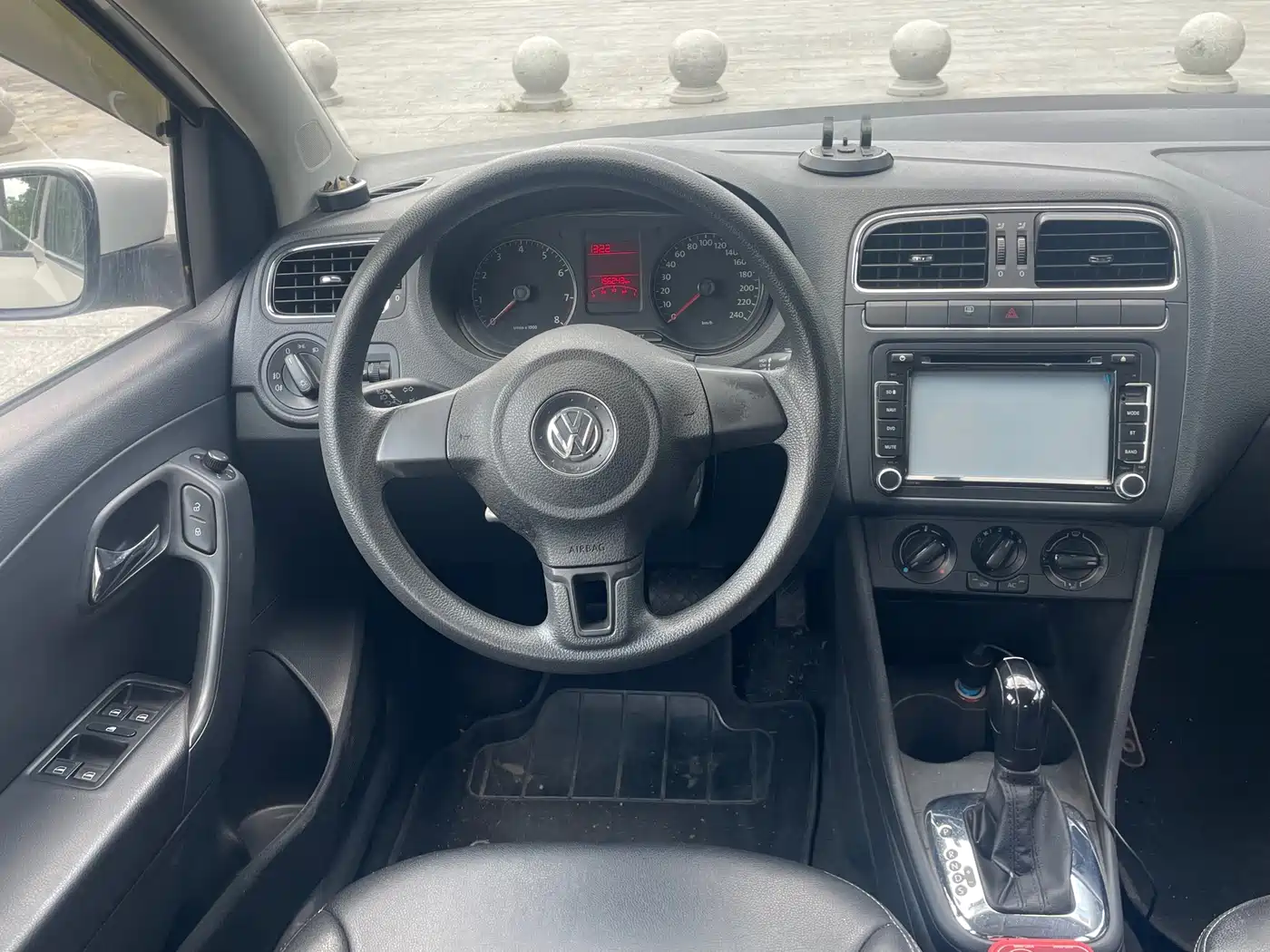 Фото 7 - Volkswagen Polo