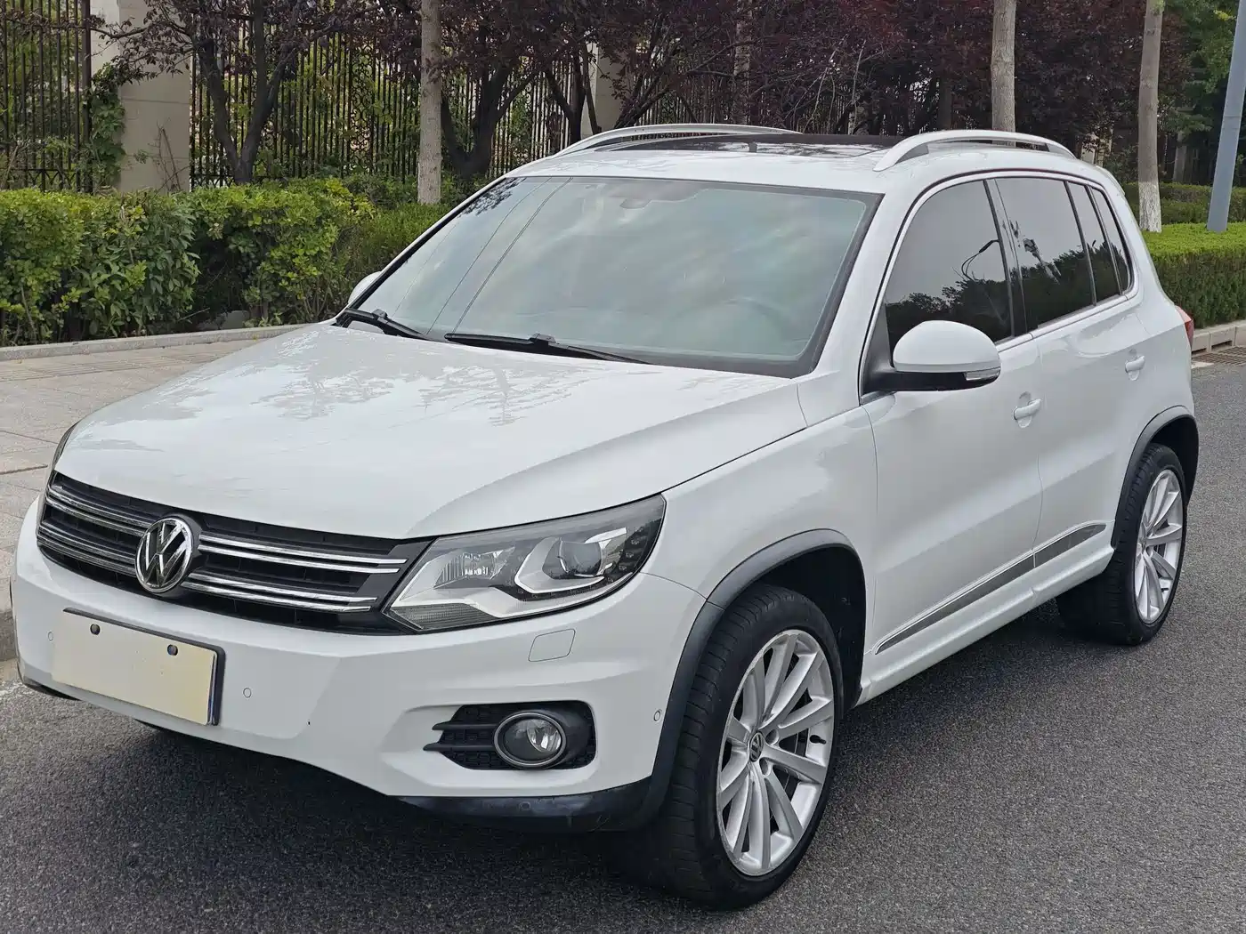 Фото 1 - Volkswagen Tiguan