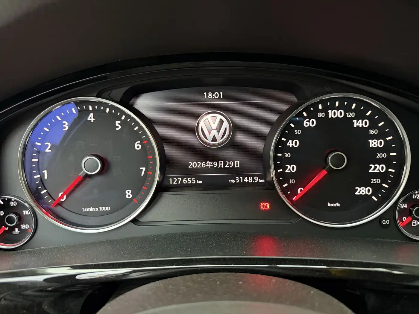 Volkswagen Touareg 2018 2017 3.0TSI Explorer Edition